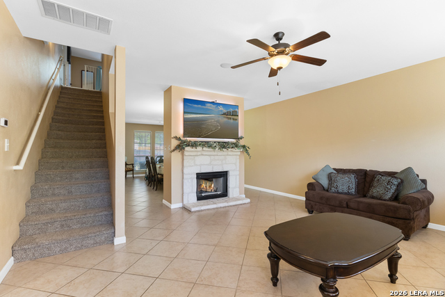 Image 8 of 36 For 823 Creek Pebble