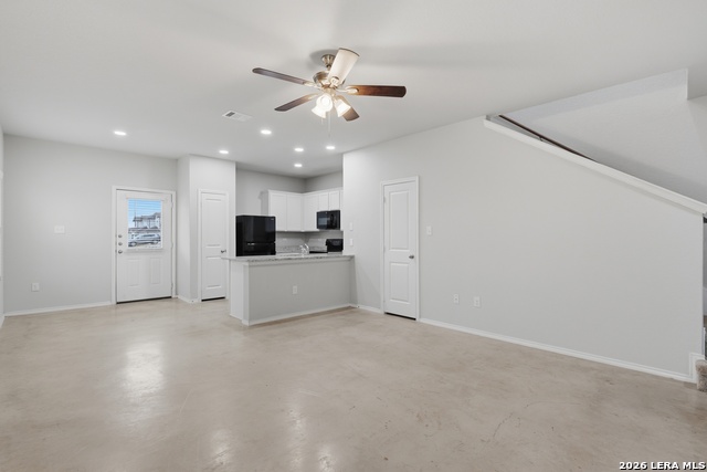 Image 14 of 26 For 7239 Converse Ridge Ln