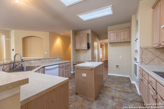 Image 12 of 38 For 4710 Shavano Bark