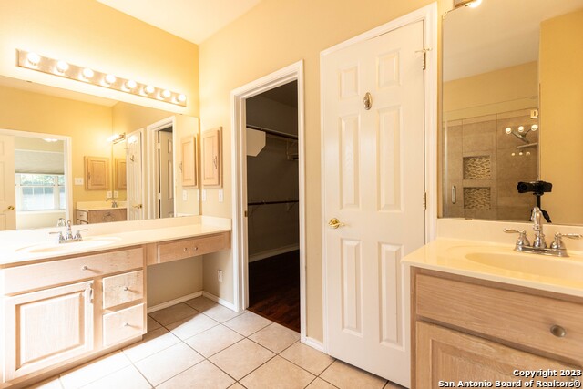 Image 26 of 38 For 4710 Shavano Bark