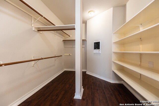 Image 29 of 38 For 4710 Shavano Bark