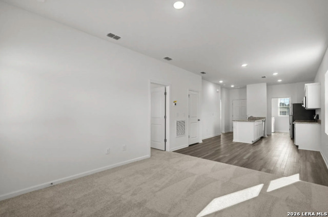 Image 8 of 11 For 4627 Flying Hooves