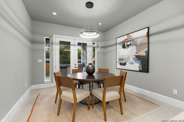 Image 19 of 50 For 428 Rittiman Rd