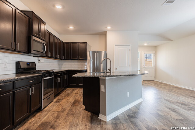 Image 7 of 32 For 6519 Hoffman Pl