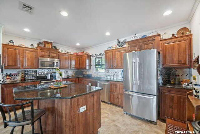 Image 14 of 22 For 9009 Farm To Market 462 S.