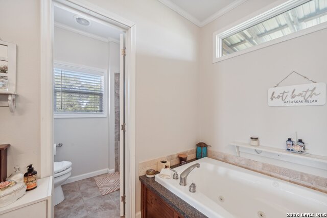 Image 17 of 22 For 9009 Farm To Market 462 S.