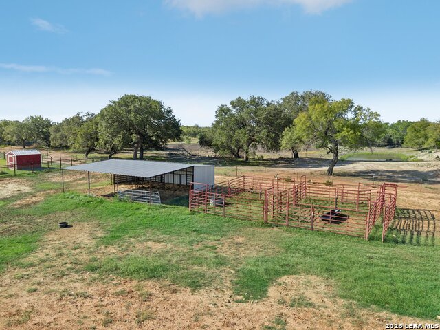 Image 8 of 22 For 9009 Farm To Market 462 S.