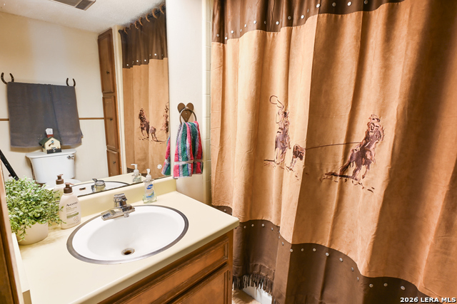 Image 37 of 43 For 348 Rocky Road