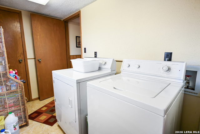 Image 39 of 43 For 348 Rocky Road