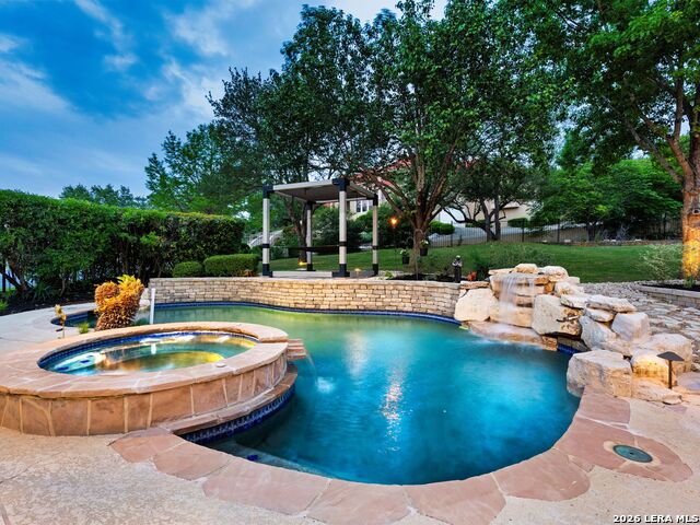 Image 11 of 58 For 5 Westminster Ct