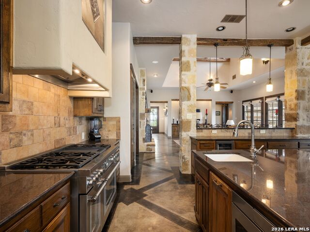 Image 11 of 70 For 2601 B And R Rd