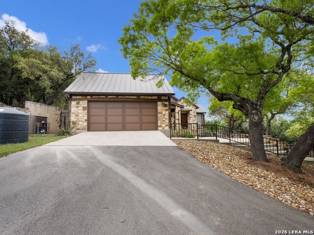 Image 43 of 70 For 2601 B And R Rd