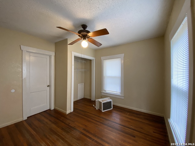 Image 5 of 7 For 414 Johnson St W