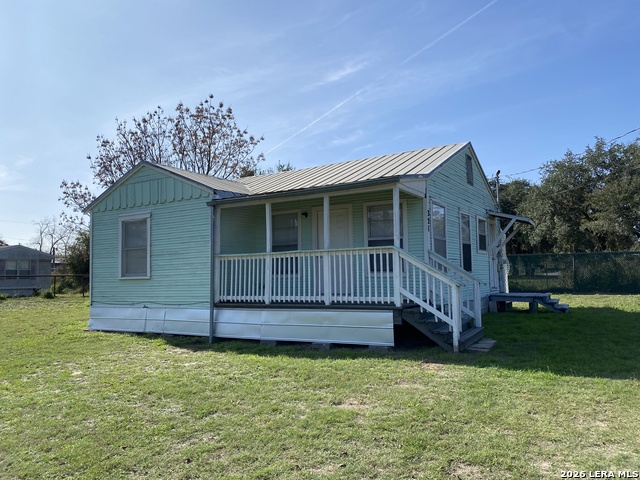 Details for 321 Duck St  , Pleasanton, TX 78064