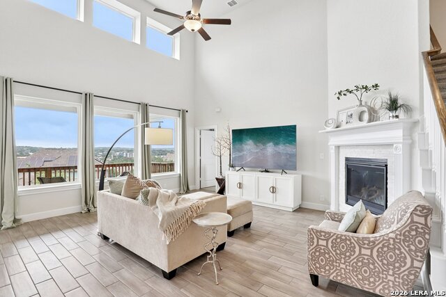 Image 14 of 57 For 25330 Donahue