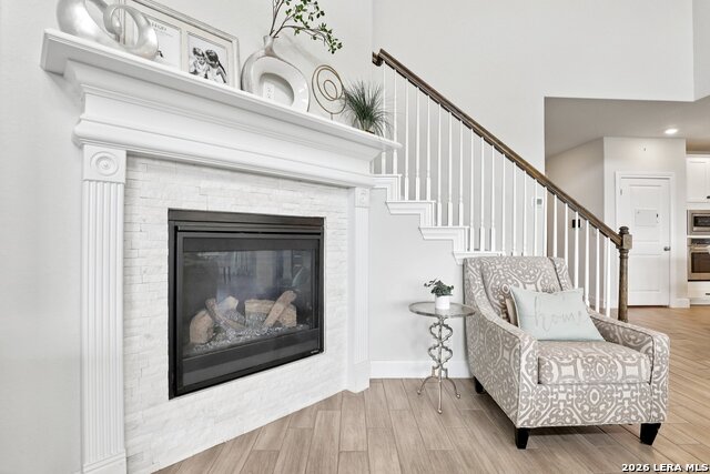 Image 15 of 57 For 25330 Donahue