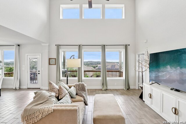 Image 17 of 57 For 25330 Donahue