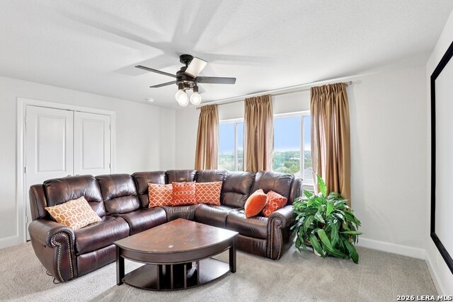 Image 40 of 57 For 25330 Donahue