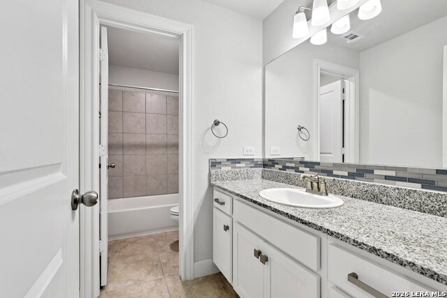 Image 41 of 57 For 25330 Donahue