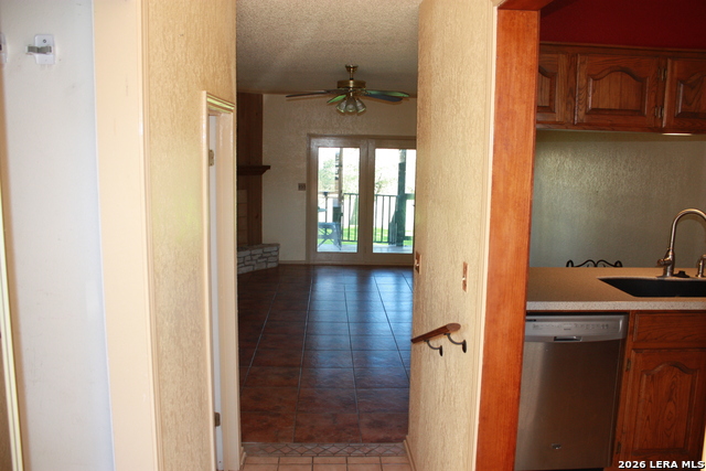 Image 20 of 40 For 421 Watts  Unit B4