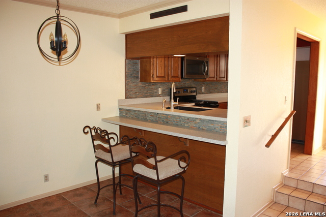 Image 24 of 40 For 421 Watts  Unit B4