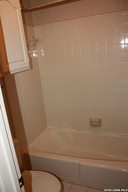 Image 32 of 40 For 421 Watts  Unit B4