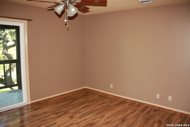 Image 35 of 40 For 421 Watts  Unit B4