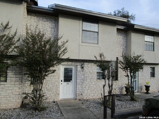 Image 7 of 40 For 421 Watts  Unit B4