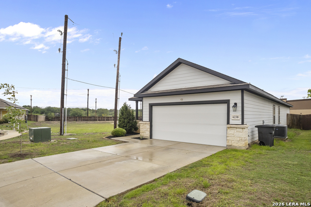 Image 3 of 28 For 6238 Longhurst