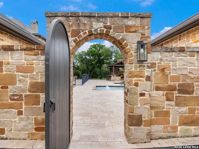 Image 36 of 79 For 103 Cibolo Hollow S