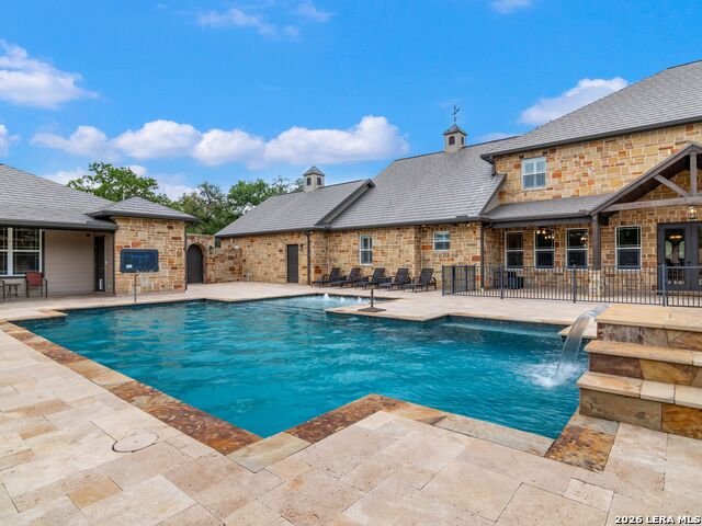 Image 40 of 79 For 103 Cibolo Hollow S