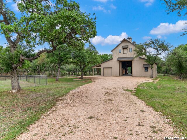 Image 58 of 79 For 103 Cibolo Hollow S