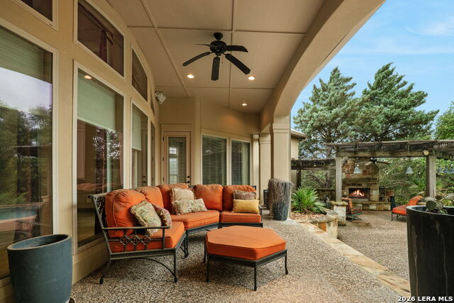 Image 15 of 31 For 9302 Highlands Cv