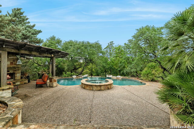 Image 19 of 31 For 9302 Highlands Cv