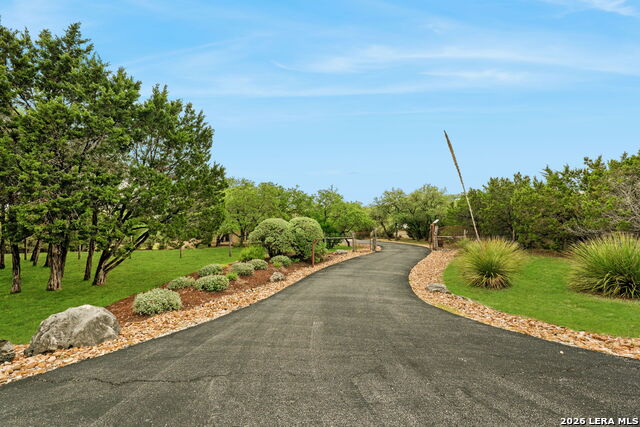 Image 6 of 31 For 9302 Highlands Cv