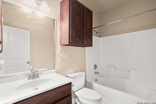 Image 18 of 24 For 2910 Owasso St