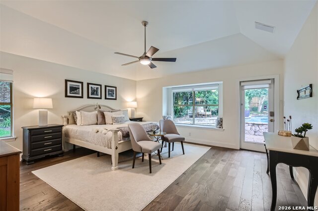 Image 10 of 22 For 24 Inwood Mnr