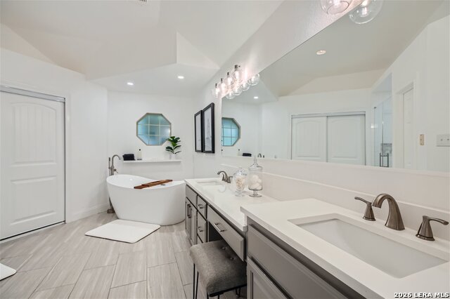 Image 13 of 22 For 24 Inwood Mnr