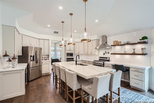 Image 6 of 22 For 24 Inwood Mnr