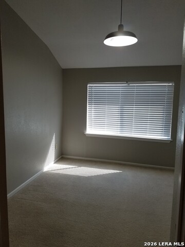 Image 13 of 15 For 12610 Uhr Ln  335