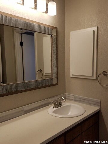 Image 7 of 15 For 12610 Uhr Ln  335