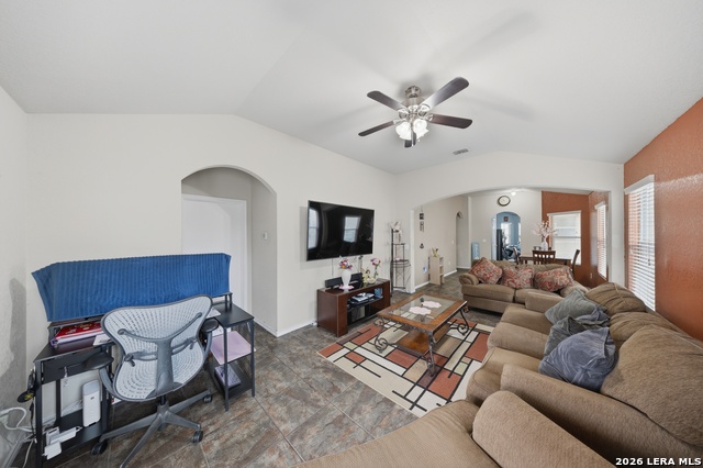 Image 14 of 29 For 3518 York Crst