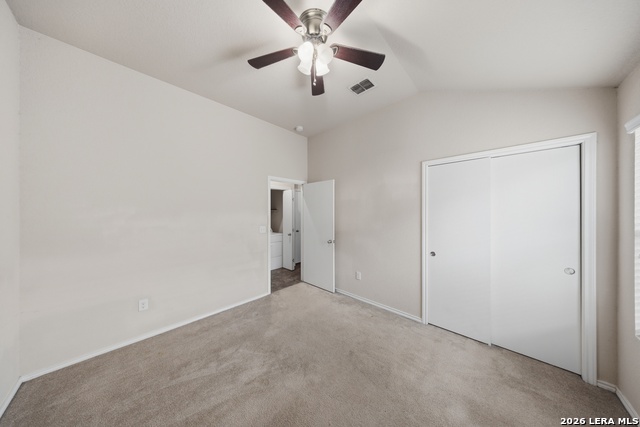 Image 18 of 29 For 3518 York Crst