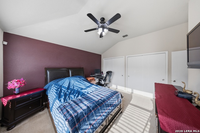 Image 20 of 29 For 3518 York Crst