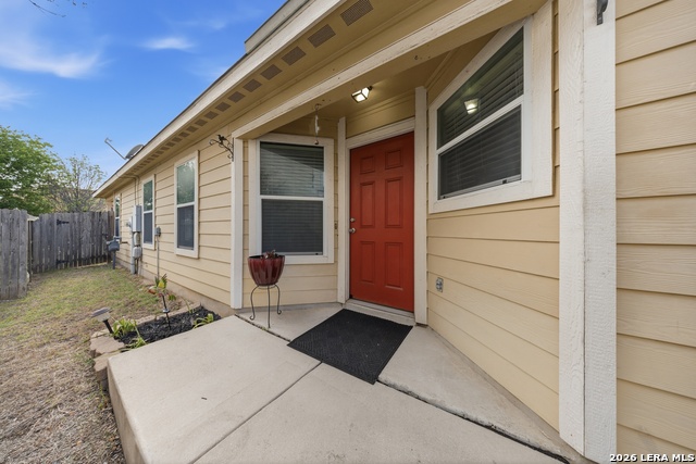 Image 3 of 29 For 3518 York Crst