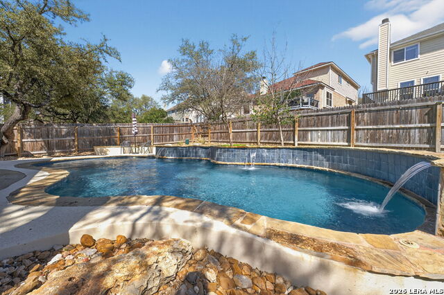 Image 41 of 50 For 26002 Meadowlark Bay