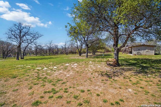 Image 36 of 43 For 133 Sendera Crossing