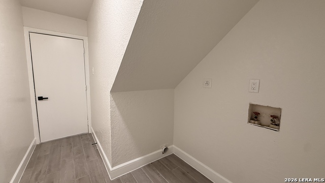 Image 15 of 26 For 6283 Valley Bay Dr