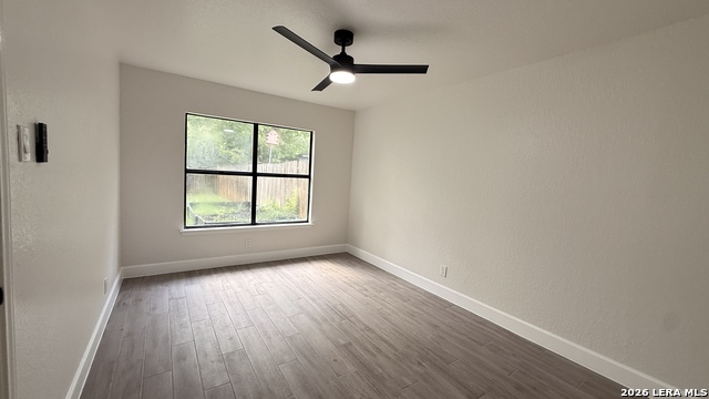 Image 16 of 26 For 6283 Valley Bay Dr