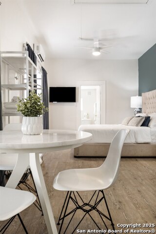 Image 14 of 14 For 302 Cevallos E 2